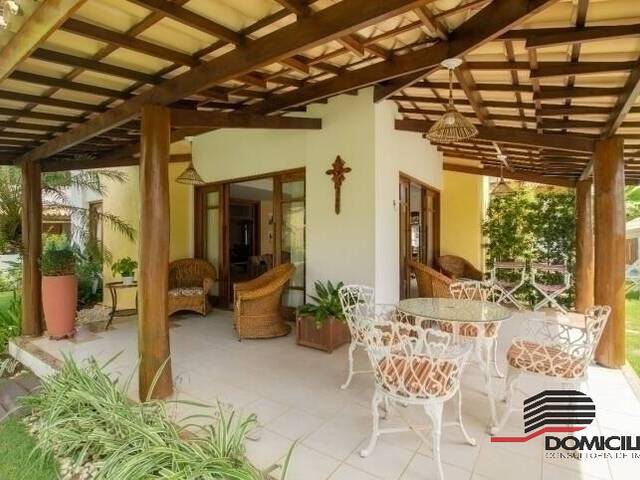 Casa para Venda em Camaçari - 4