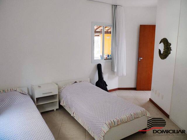 Casa para Venda em Camaçari - 4
